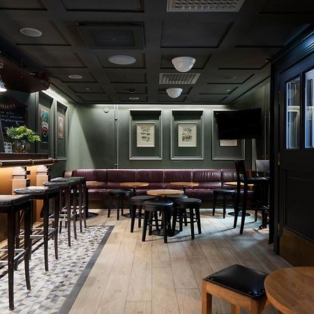 Solo Sokos Hotel Torni Helsinki Exterior photo The interior of the bar